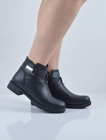 Siyah Cilt Düz Taban Kısa Bot