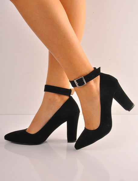 Siyah Süet Tokalı Stiletto Topuklu Ayakkabı